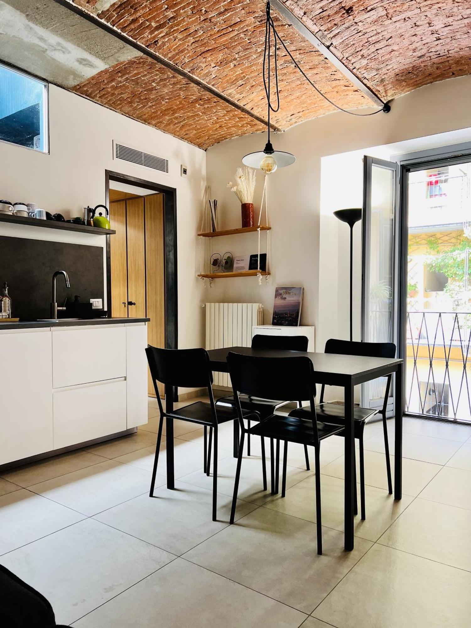 Bilocale Su Corte Milanese Экстерьер фото